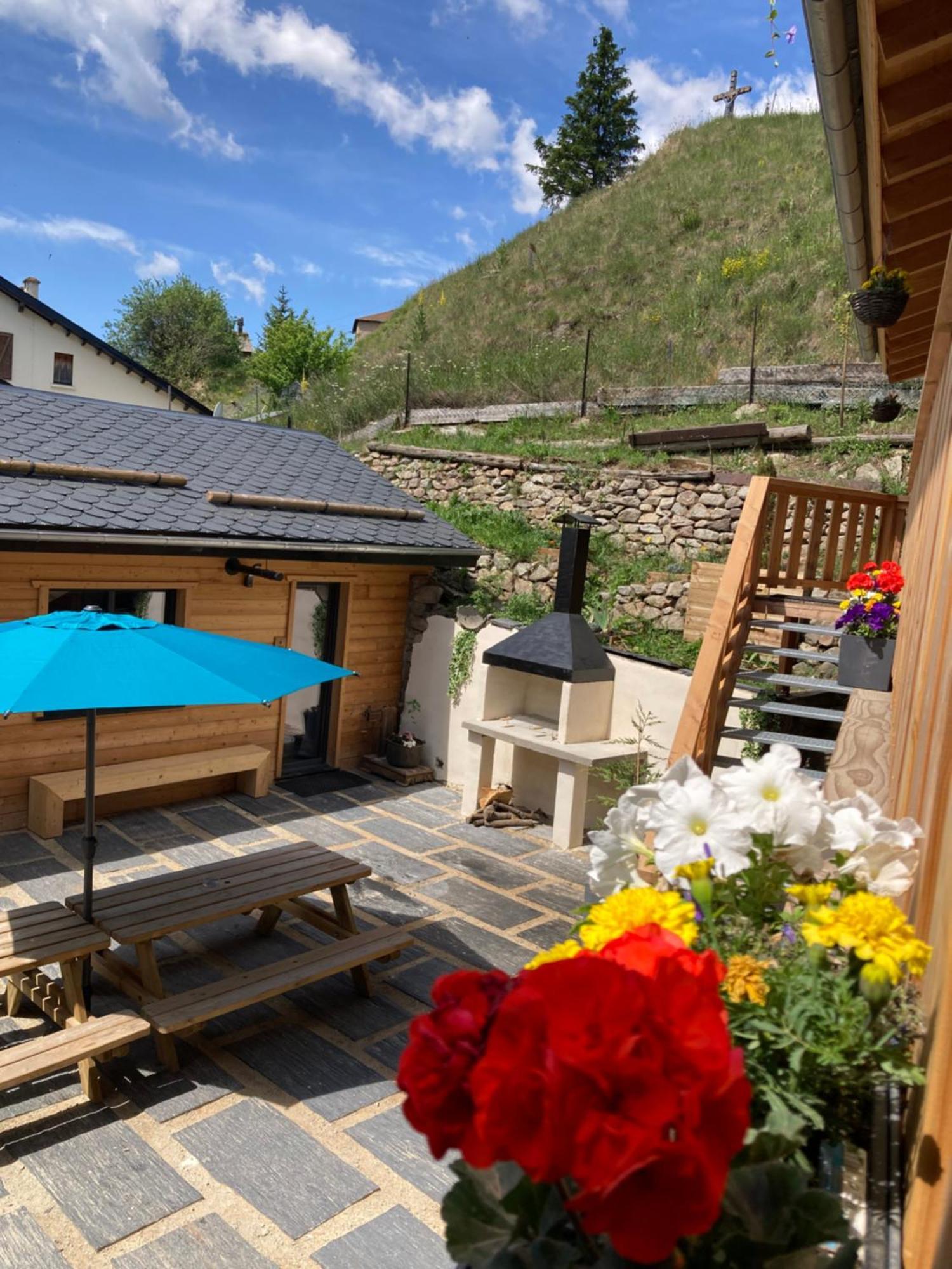 Chalet Melba Le Clos Des Ours Matemale Luaran gambar