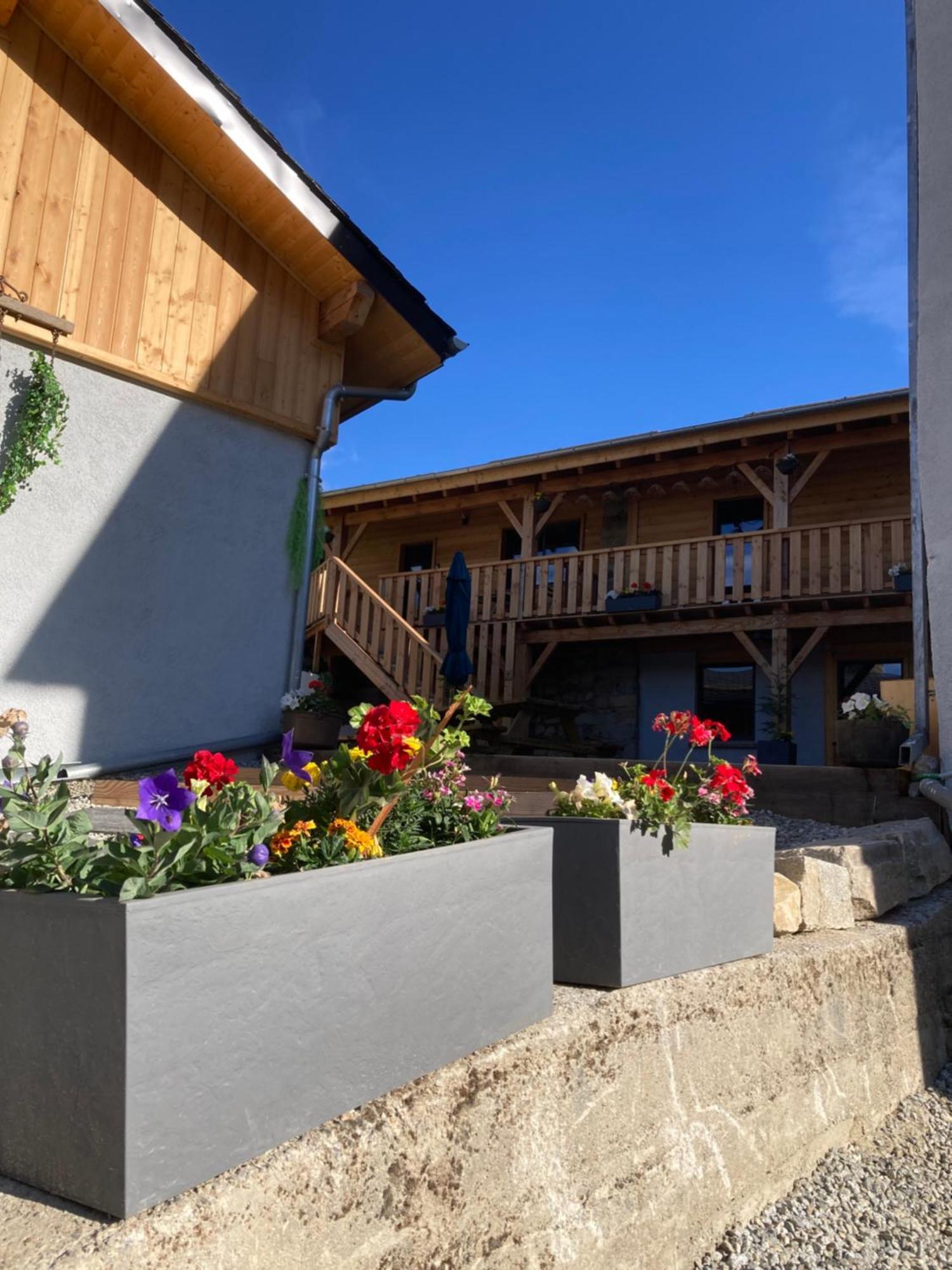 Chalet Melba Le Clos Des Ours Matemale Luaran gambar